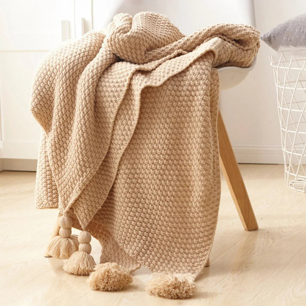 Knitted Throw Blanket with Tassels